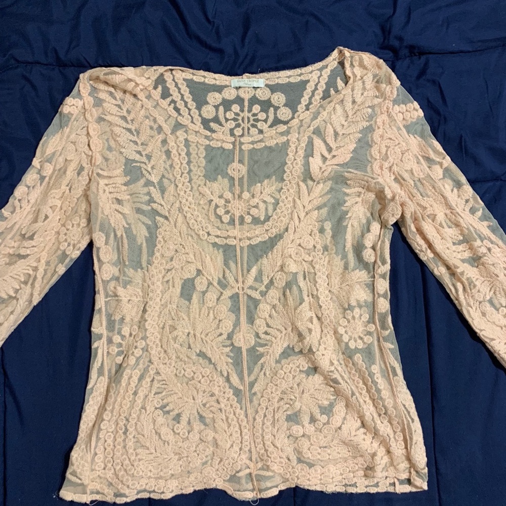 ❣️❣️Beautiful cream Top❣️❣️